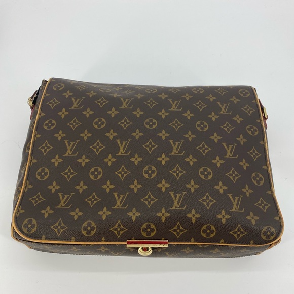 Louis Vuitton Bastille Messenger bag - Picture 4 of 14